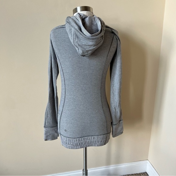 Lululemon think fast pullover hoodie top gray 13290 - Picture 10 of 12